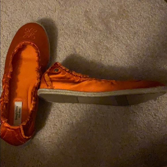 Flats - Picture 5 of 5